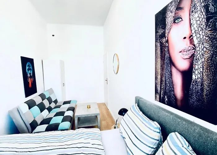 Comfortable Private In 5br Accommodation, 7-min Walk To Westbahnhof