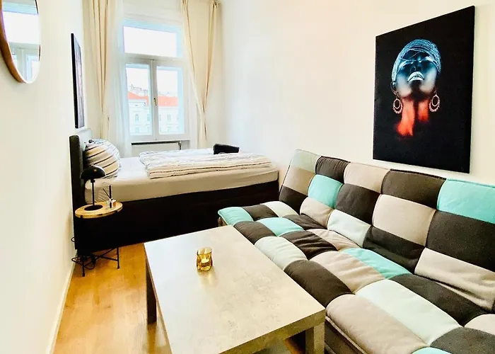Apartment Comfortable Private In 5br Accommodation, 7-min Walk To Westbahnhof